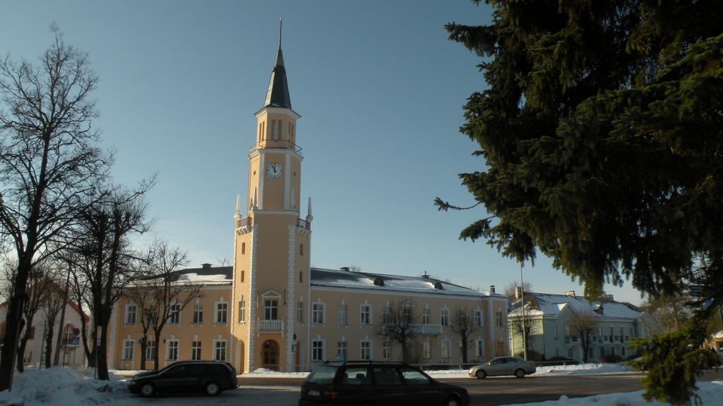Majakovski Guesthouse Sillamae Ruang foto